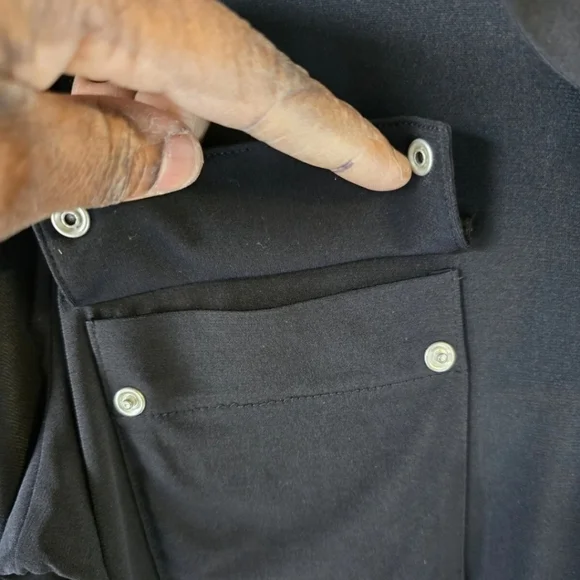 $59 Jones New York Women Blouse Sz M Black Collared Roll Tab Sleeves Snap Button - Picture 10 of 12